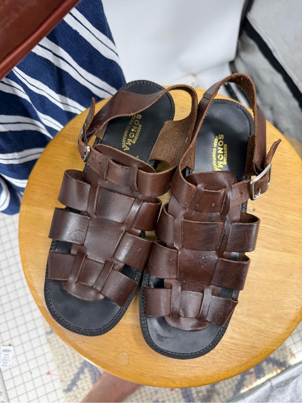 Sonoma Dawn vintage  100% leather Y2K woven fisherman, sandal  9